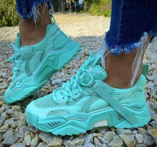 Chaussures de tennis à lacets pour femmes