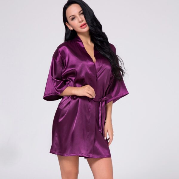 Nouveau design de mode vêtements de nuit personnalisés femmes mariée fête robe en satin femmes - Image 3