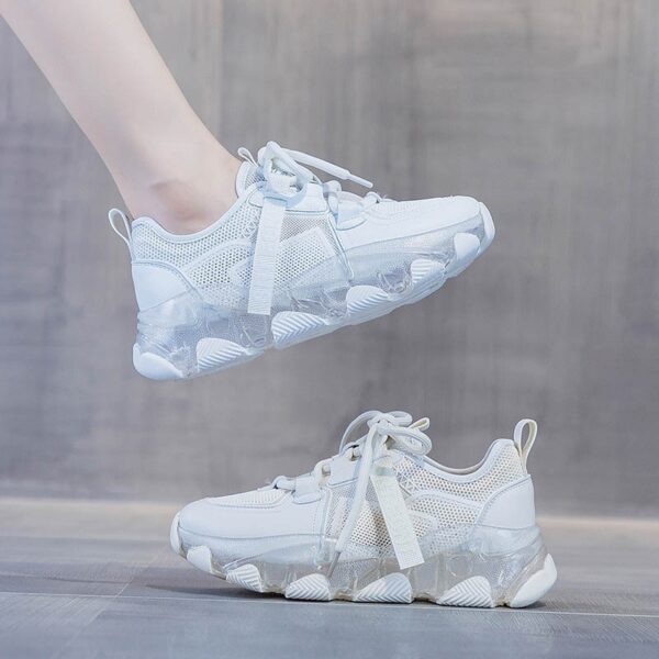 Nouveau Style femmes blanc vieille école chaussures mode d'été sauvage blanc simple maille à lacets Sport chaussures décontractées - Image 3