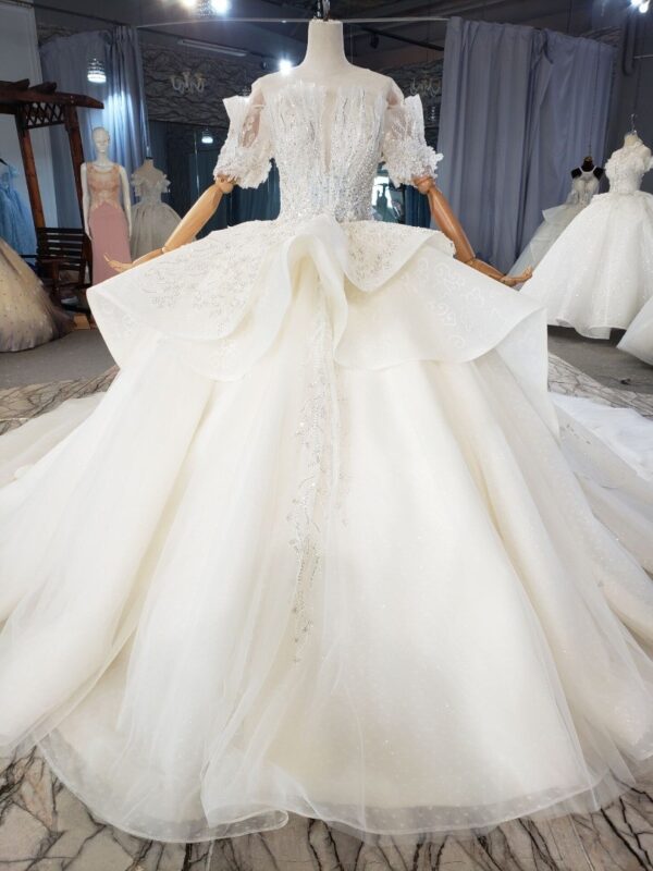 La Robe "Phoenix" dernier style robe de mariée à manches longues robe de mariée robe de bal  ** A LOUER ** - Image 3