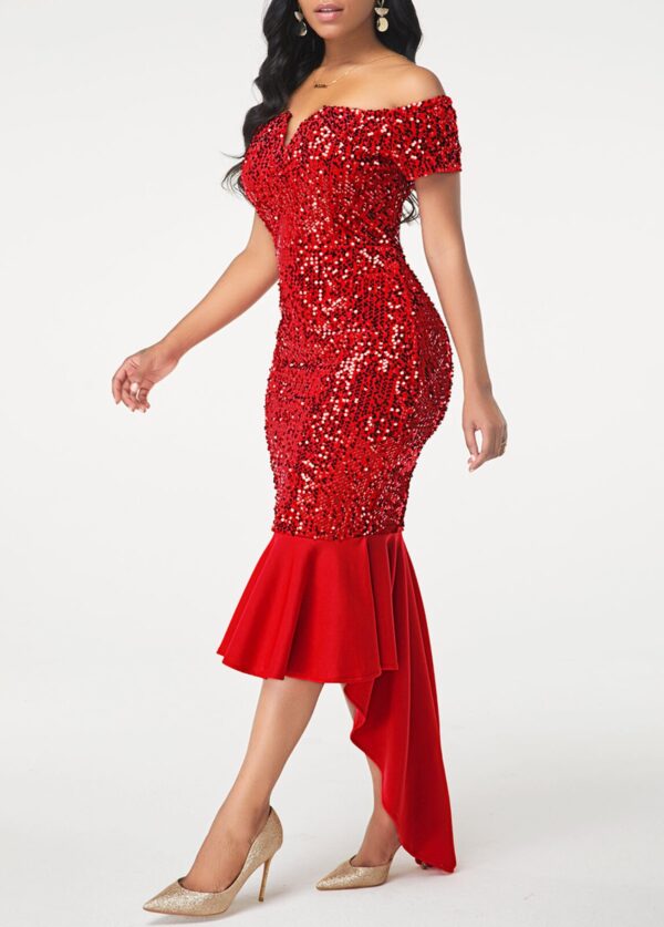 Robe fourreau ornée de sequins à épaules dénudées rouge vin - Image 4