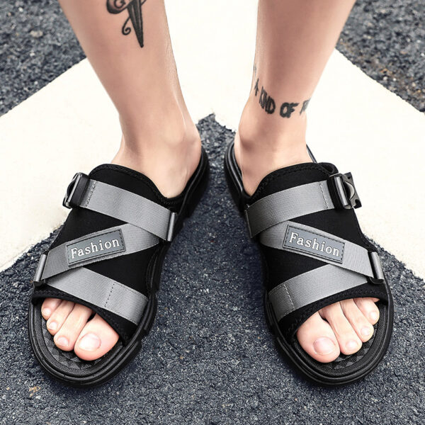 nouvelles pantoufles pour hommes marée en plein air tongs chaussures de plage antidérapantes sandales et pantoufles à fond mou