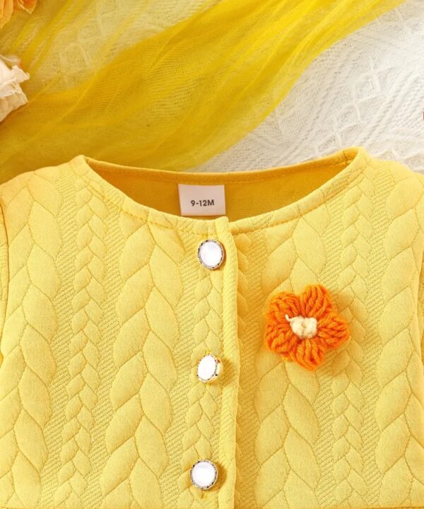 BELAIR DELUXE, Robe en maille style princesse à manches bouffantes tricotée avec joli col boutonné pour petites filles (Copy) - Image 2